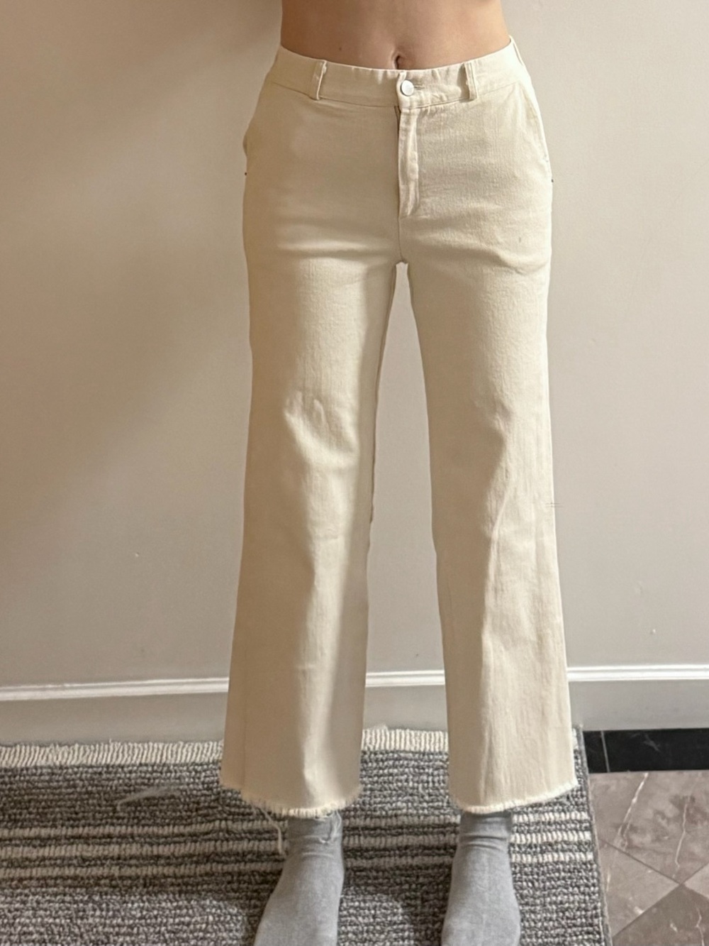 OAK + FORT Straight Leg Jeans in Cream Size S/P